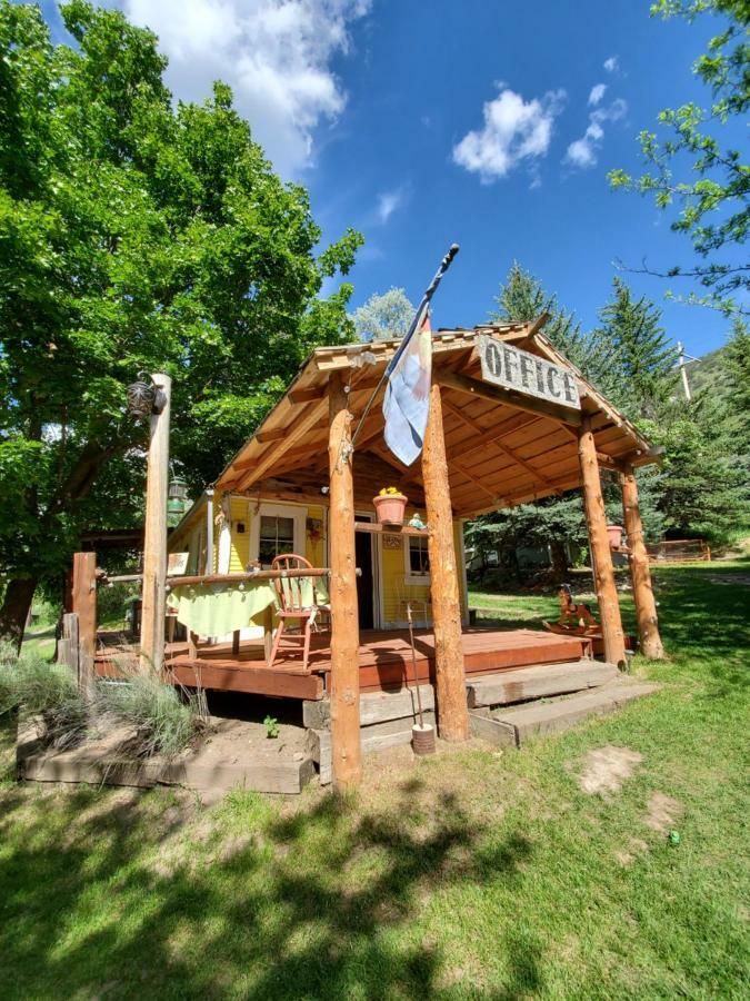 Bristol Cabins لافا هوت سبرينغس المظهر الخارجي الصورة